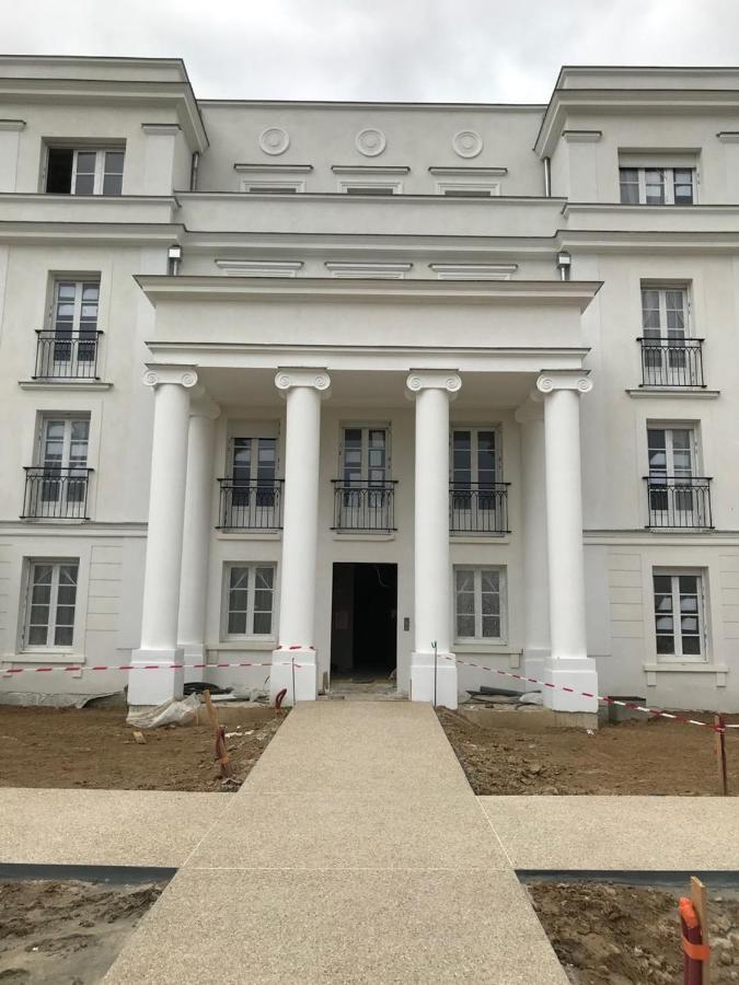 3 Room Flat In Parklane - 1,5Km Disney Serris Eksteriør billede